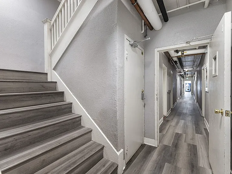 Arthur Emery Apartments — Photo 32