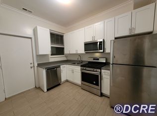 6932 N Lakewood Ave APT 3, Chicago, IL 60626