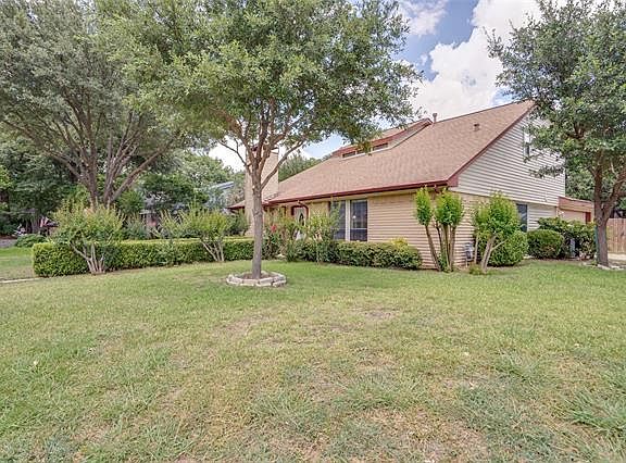4th image of 124 Heather Glen Dr