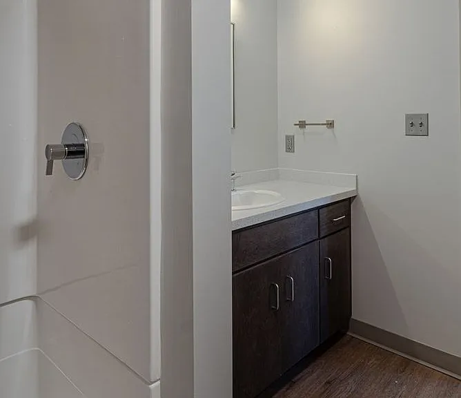 47 Flat St #402 — Photo 5