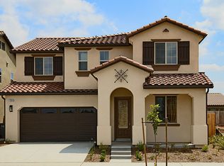 2604 N Whittier Ave, Fresno, CA 93727