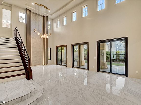 4th image of 425 Proud Eagle Ln