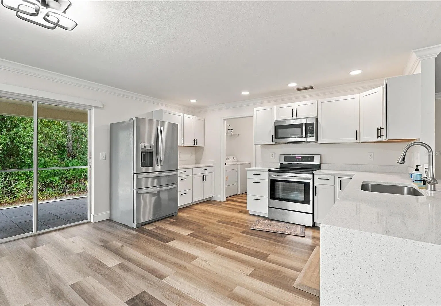 3 bed, 2.0 bath, 1583 sqft, $1,750 — Photo 4