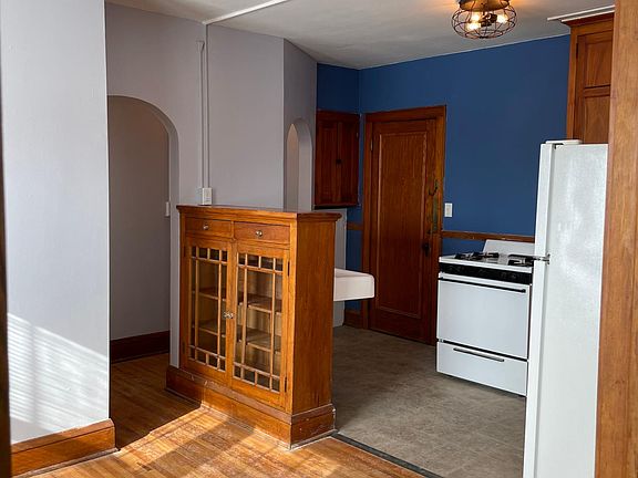 3rd image of 4112 Chicago Ave #2
