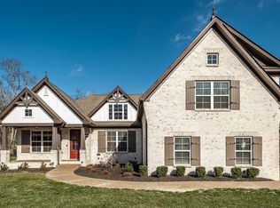 145 Flintshire Ln, Hendersonville, TN 37075