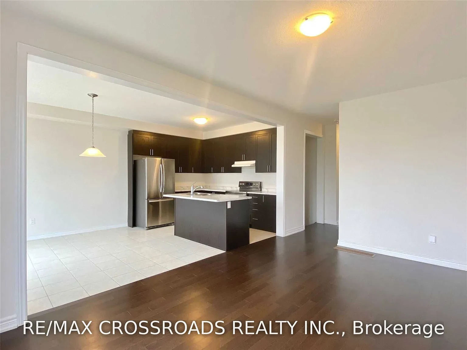 3 bed, $3,200 — Photo 4