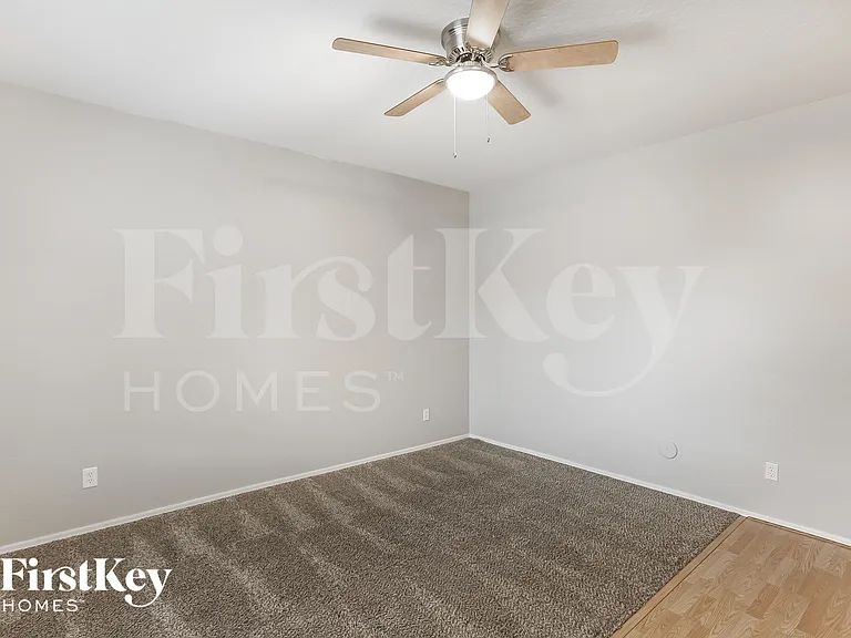 17458 W Hilton Ave — Photo 2