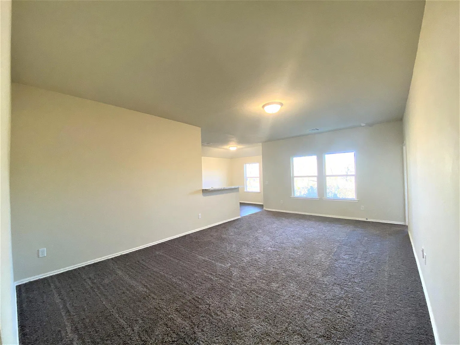 4 bed, 1598 sqft, $1,525 — Photo 3
