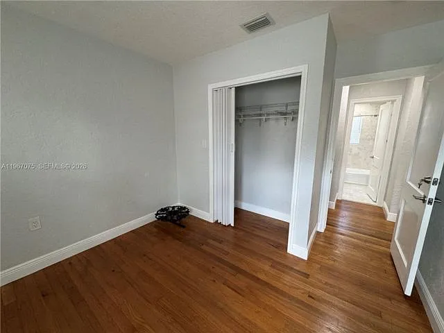 51 Montilla Ave — Photo 3