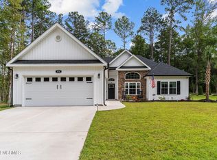 416 Sandlewood Dr NW, Calabash, NC 28467