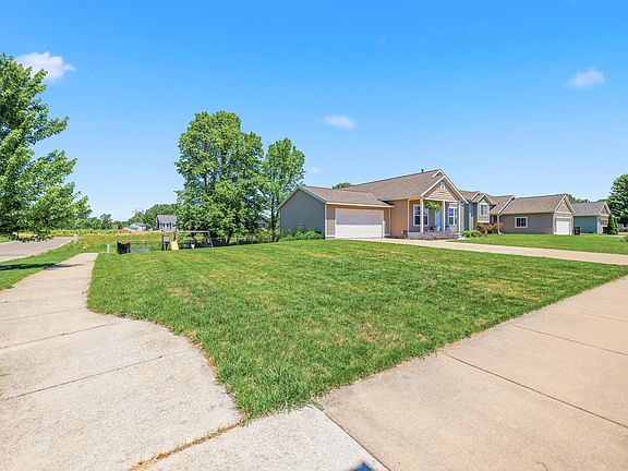 3rd image of 5363 Windfield Dr
