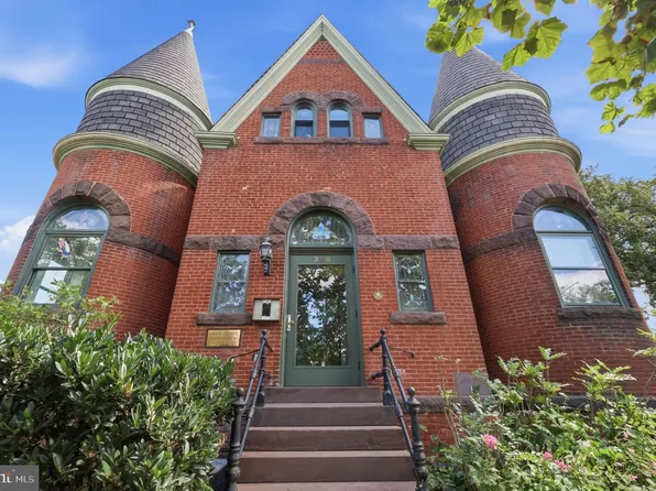 350 9th St SE APT 25, Washington, DC 20003