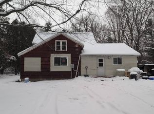 6285 Rollenhagen Rd, Ravenna, MI 49451