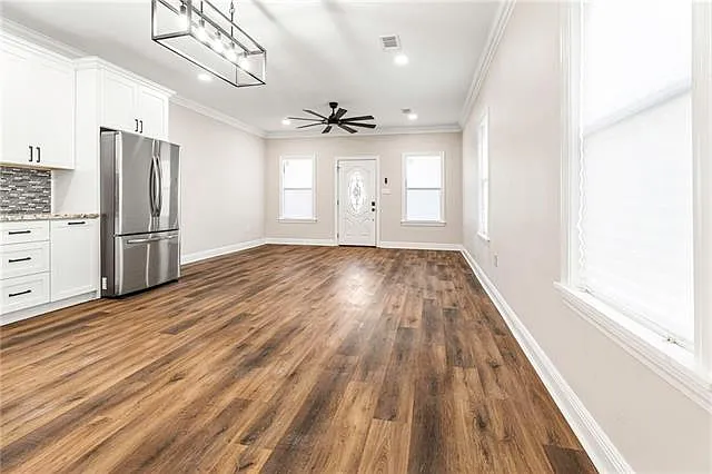 8332 Apple St — Photo 5