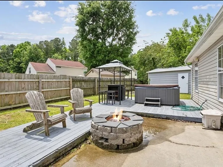 1246 Woods Way — Photo 23