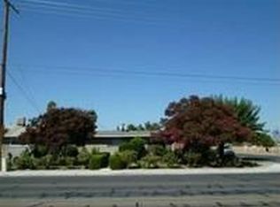 91 N Newcomb St, Porterville, CA 93257