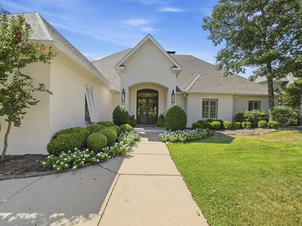28 Accadia Ct, Little Rock, AR 72223
