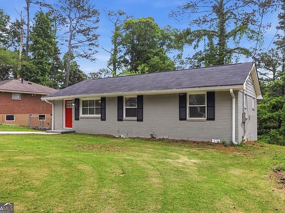2nd image of 3681 Daisy Dr