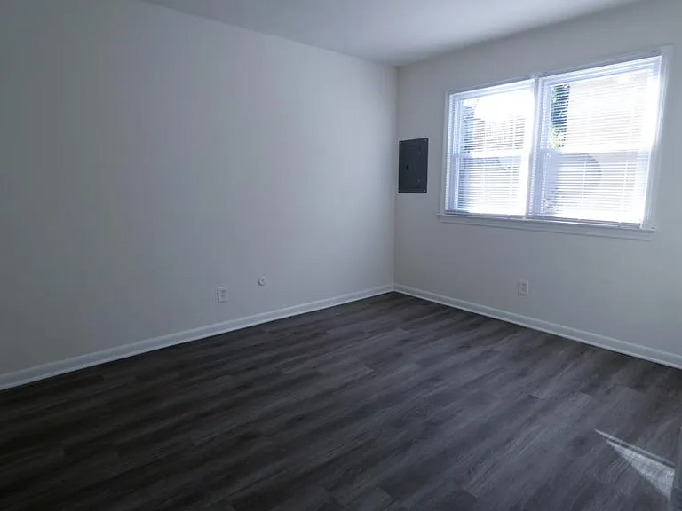 4719 Colley Ave — Photo 8