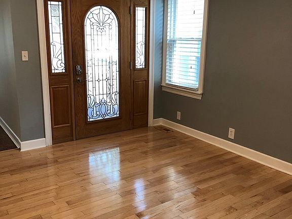 4th image of 4538 N McVicker Ave