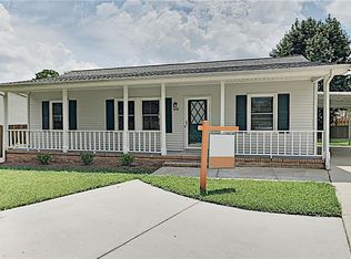 412 Arborwood Dr, Kernersville, NC 27284