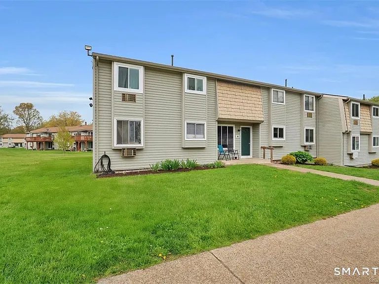 43 Carillon Dr #A — Photo 17