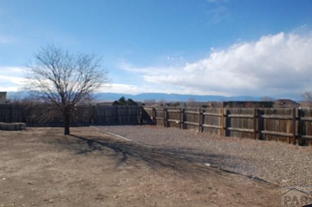 2nd image of 631 S Bellflower Dr