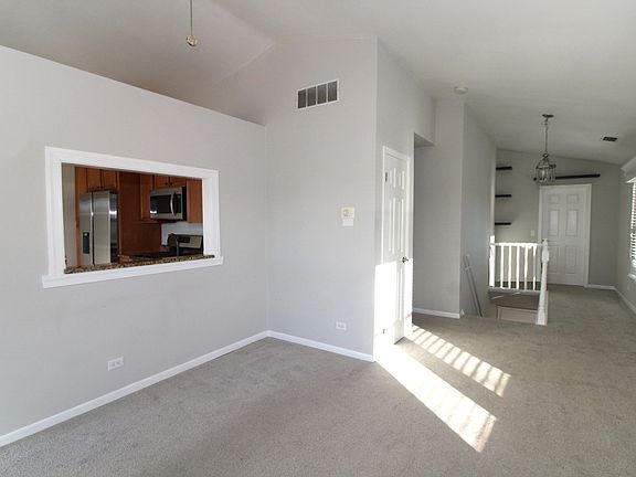 3rd image of 1818 Vermont Dr Unit A