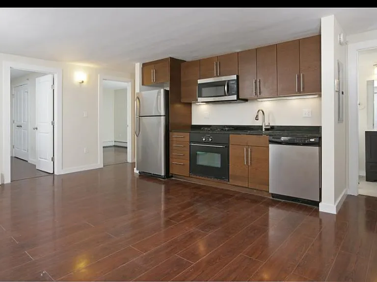 16 E Springfield St #2 — Photo 3