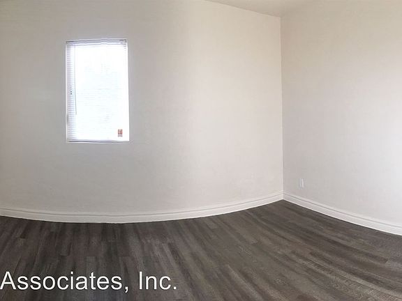 5th image of 724 S Owen Ave APT 1