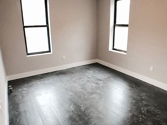 5th image of 830 W 177th St APT 5B