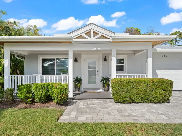 715 92nd Ave N, Naples, FL 34108