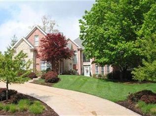 456 Castle Pines Dr, Akron, OH