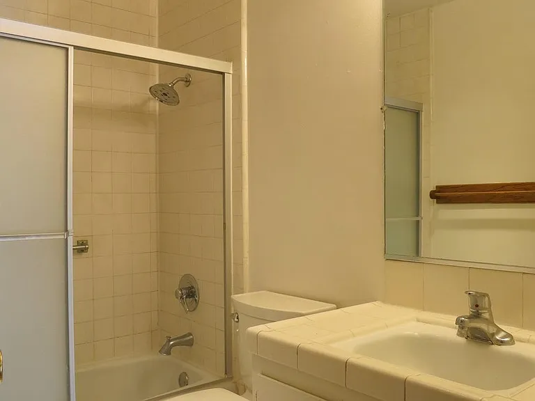 La Alameda 15265 — Photo 11