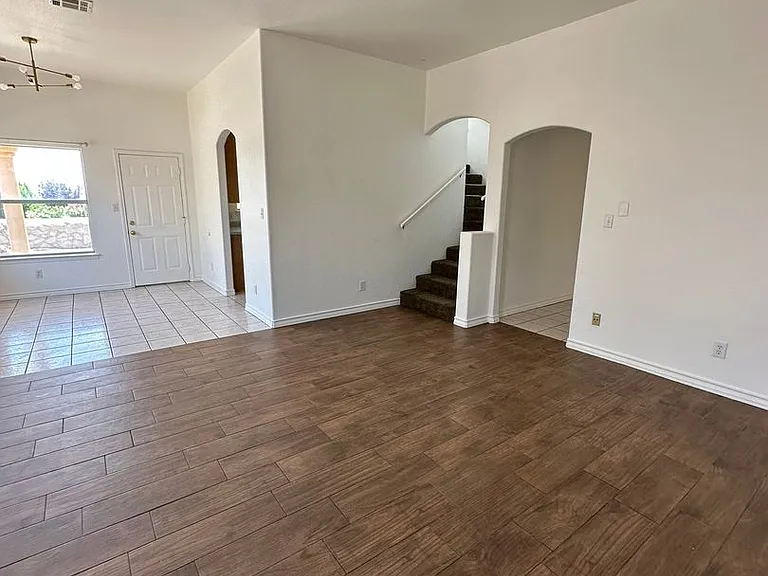 3503 Northpointe Dr — Photo 10