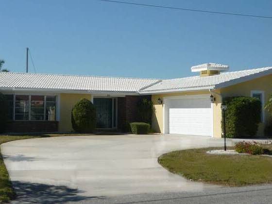 2nd image of 89 Tropicana Dr