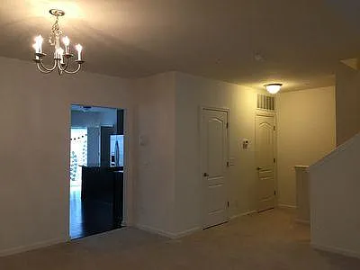 Building Photo - 17028 Beveridge Dr