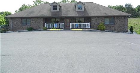2nd image of 727 Lee Hwy