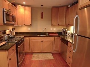 92 Pleasant St, Dorchester, MA 02125