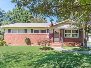 1527 Woodhill Ln, Charlotte, NC 28205