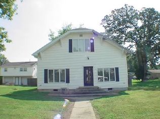 444 N Bush Ave, Hurst, IL 62949