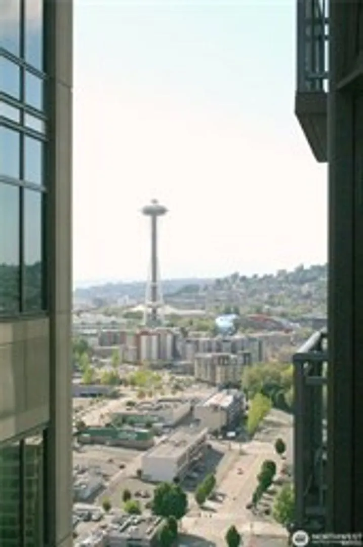1Bd/1Ba Seattle Condo — Photo 2