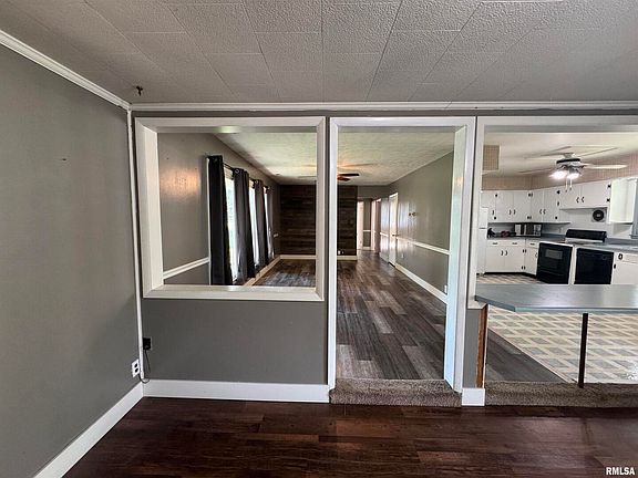 3rd image of 759 Birchwood Ave