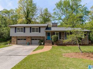 2354 Lime Rock Rd, Vestavia Hills, AL 35216