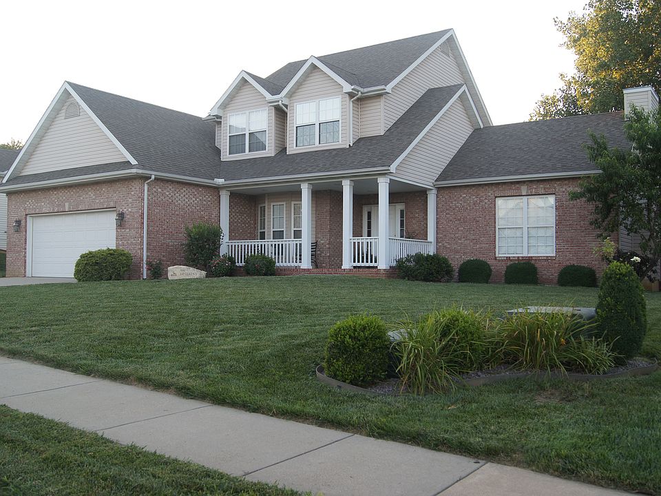 1st image of 2045 Pinehurst Way