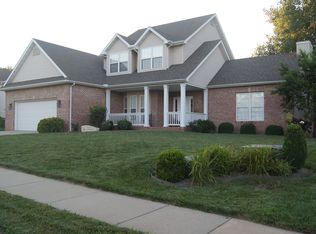 2045 Pinehurst Way, Maryville, IL 62062