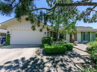 41 Phillip Ave, Clovis, CA 93612