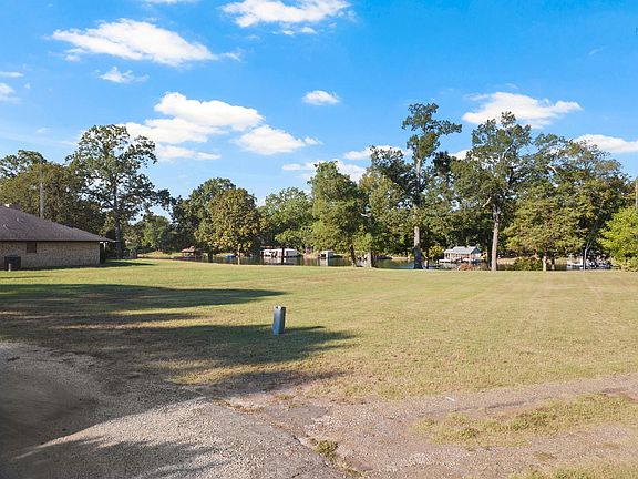 2nd image of County Road 2138