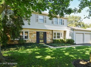 930 Plum Grove Cir, Buffalo Grove, IL 60089