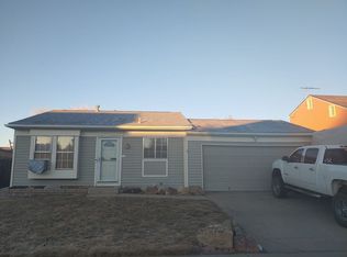 1627 Genoa St, Aurora, CO 80011